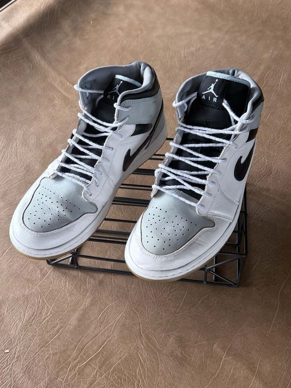 Jordan Air Jordan 1 Mid White Shadow Sneakers